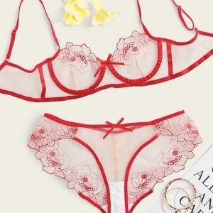 BNWT SHEIN MESH UNDERWIRE LINGERIE SIZE MEDIUM